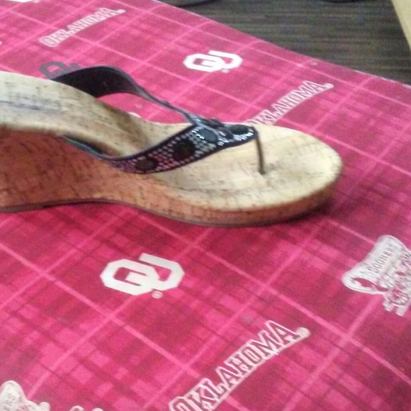 Shoes 71/2 - Picture 1 of 1